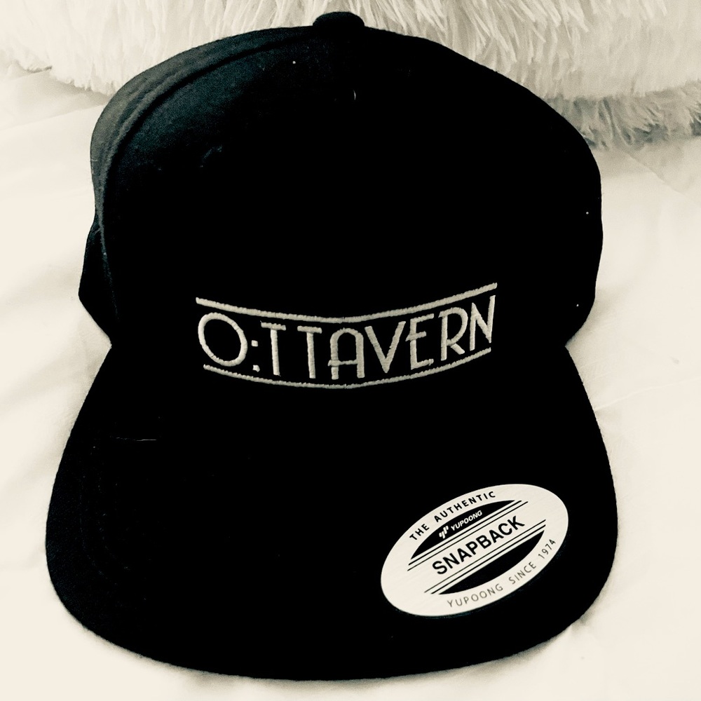 𝑩𝒓𝒂𝒏𝒅 𝑵𝒆𝒘! 𝑵𝒆𝒗𝒆𝒓 𝑾𝒐𝒓𝒏!
Dallas’ OT Tavern (OTT) SnapBack hat/cap